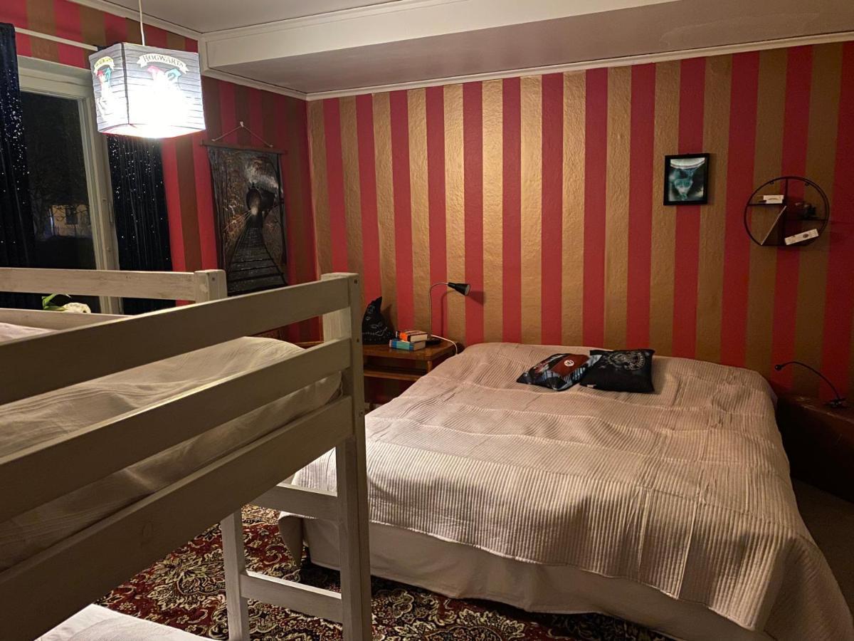 Bed And Books Pa Oesterlens Gaesthaerbaerge Glemminge Kültér fotó