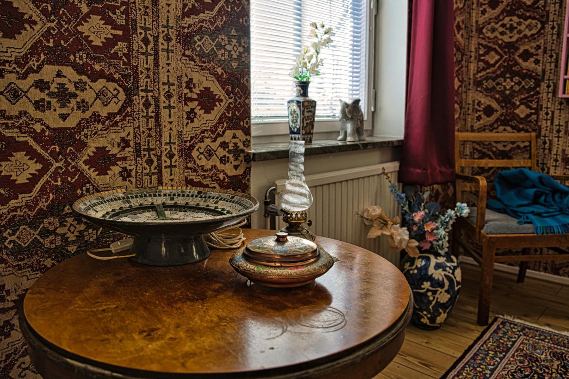 Bed And Books Pa Oesterlens Gaesthaerbaerge Glemminge Kültér fotó