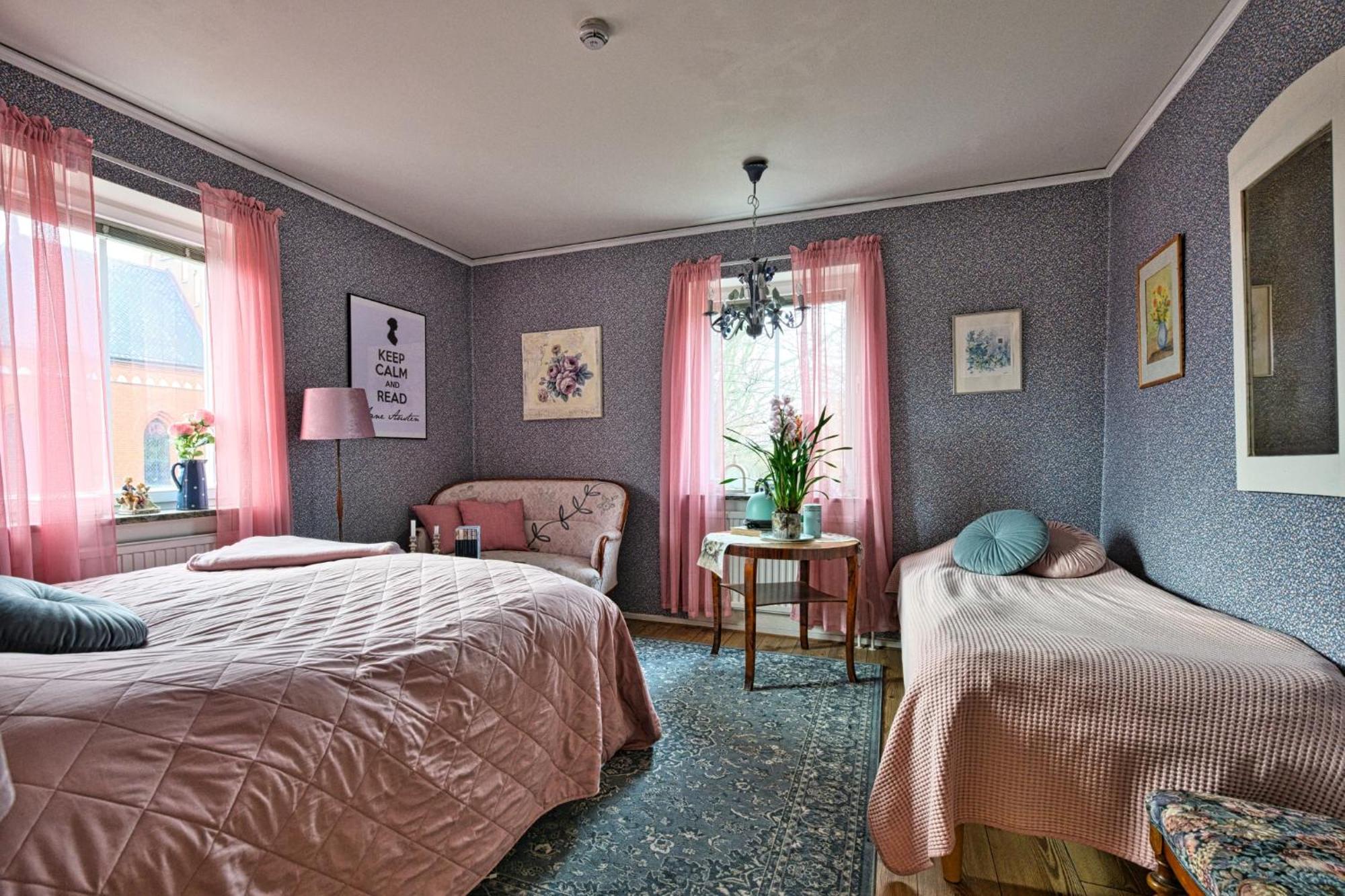 Bed And Books Pa Oesterlens Gaesthaerbaerge Glemminge Kültér fotó